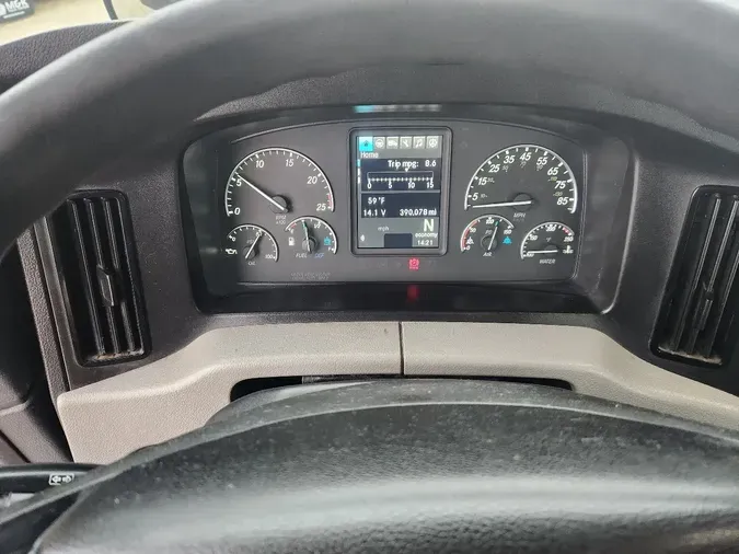 2022 FREIGHTLINER Cascadia 116