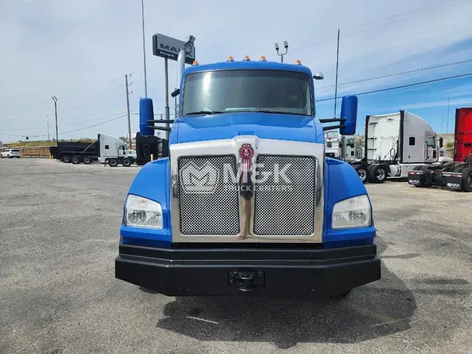 2018 KENWORTH T880