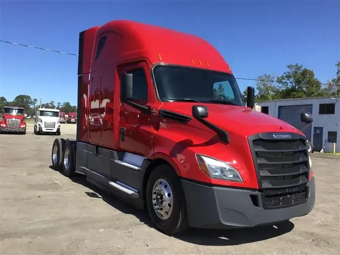 2020 FREIGHTLINER CASCADIA