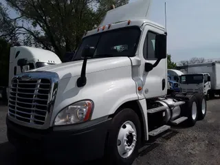 2015 Freightliner CASCADIA 125
