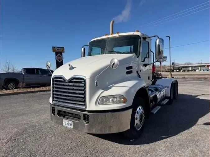 2016 Mack CX-Series87084f91d77eeb645e44c1eabf82cd88
