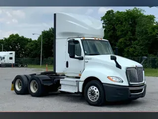 2020 INT LT625 6x4