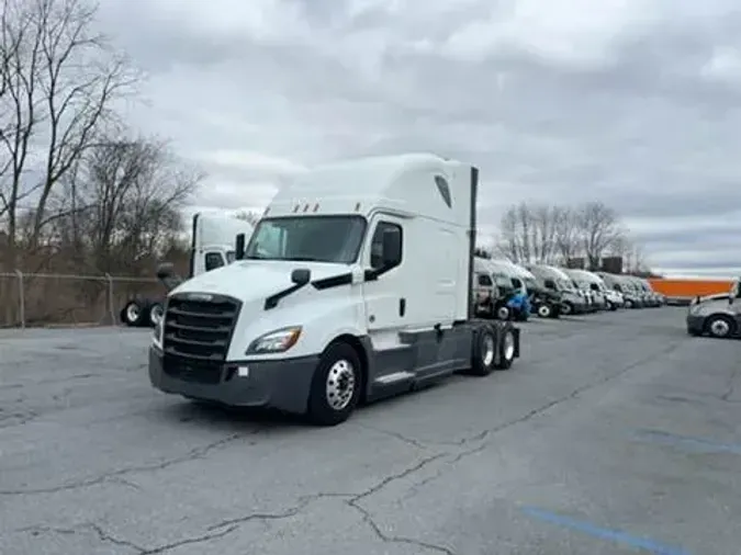 2020 Freightliner Cascadia