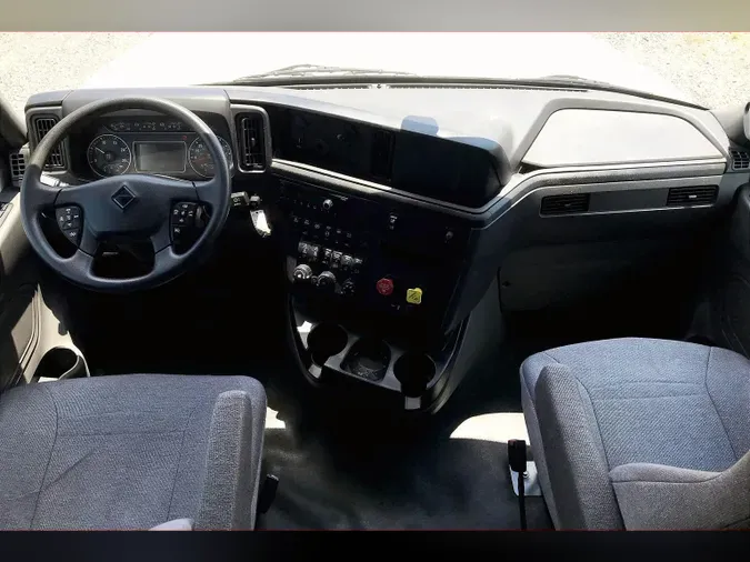 2023 INT LT625 6x4