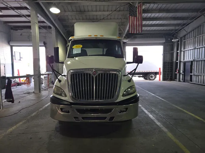 2020 NAVISTAR INTERNATIONAL RH613 DAYCAB S/A