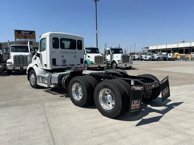 2017 Peterbilt 579