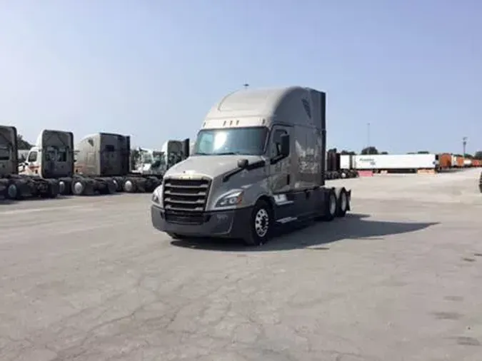 2020 Freightliner Cascadia