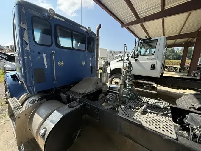 2014 PETERBILT 579