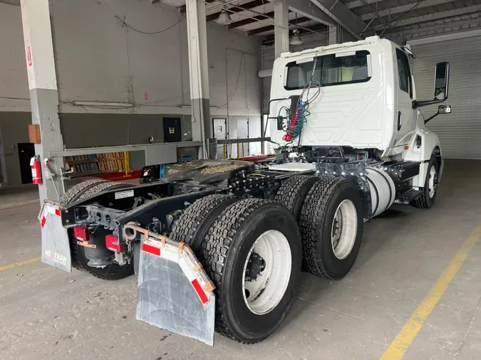 2020 NAVISTAR INTERNATIONAL LT625 DAYCAB T/A