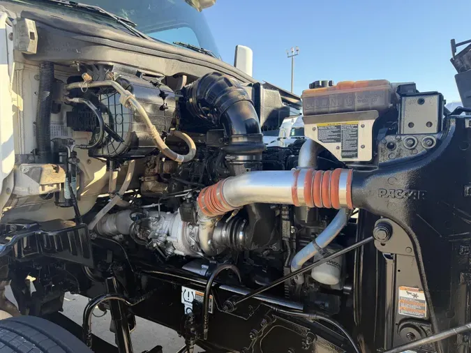 2020 Peterbilt 5678714e8985d18ce608fa610d9f9611544