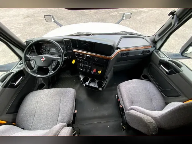 2021 INT LT625 6x4