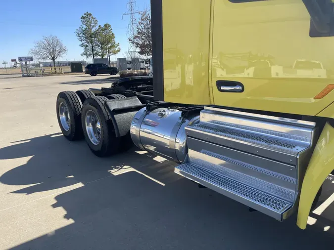 2021 Peterbilt 579