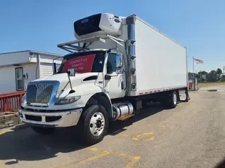 2020 NAVISTAR INTERNATIONAL MV607 (4X2)