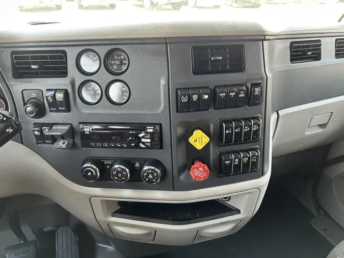 2021 Peterbilt 567