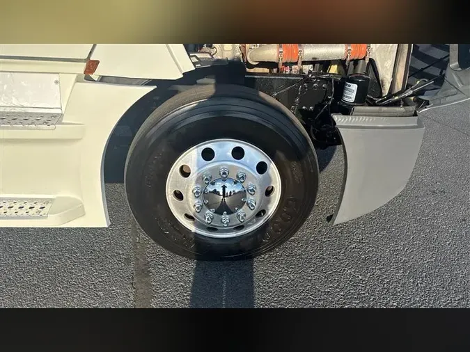 2020 FREIGHTLINER CA126