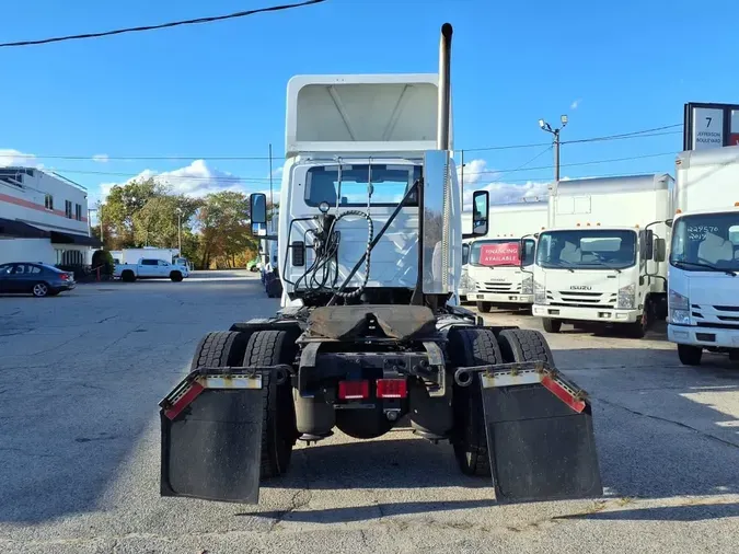 2021 NAVISTAR INTERNATIONAL LT625 DAYCAB S/A