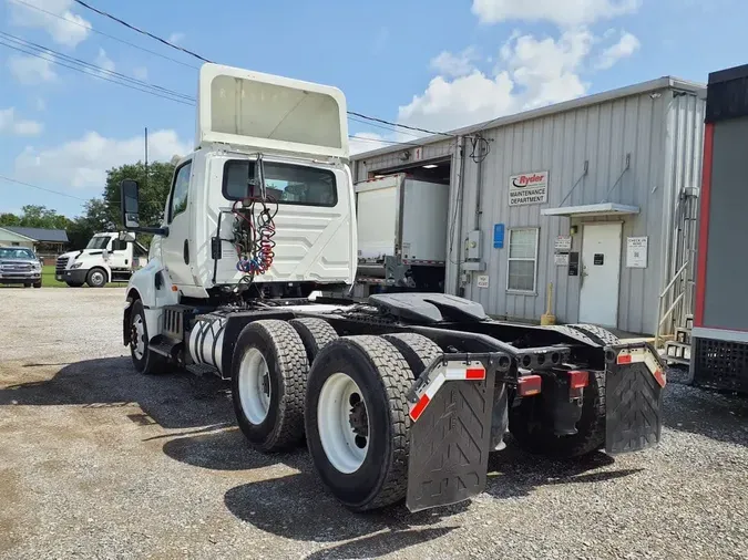 2019 NAVISTAR INTERNATIONAL LT625 DAYCAB T/A