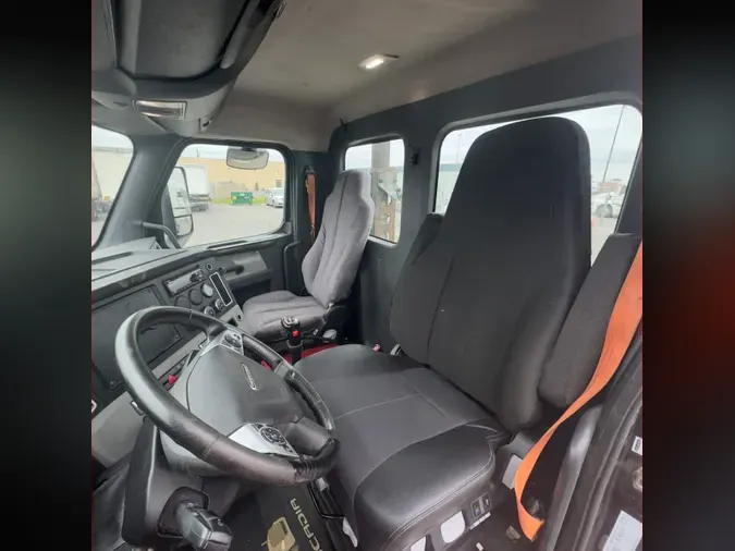 2019 FREIGHTLINER NEW CASCADIA PX12664