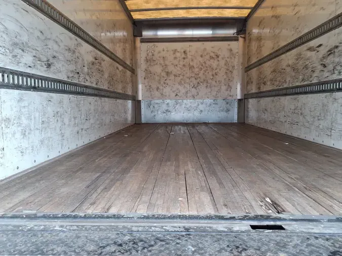 2022 FREIGHTLINER/MERCEDES M2 106