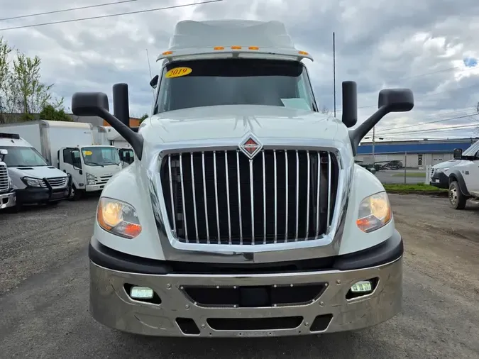 2019 NAVISTAR INTERNATIONAL LT625 SLPR CAB