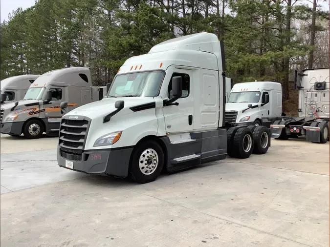 2021 Freightliner Cascadia