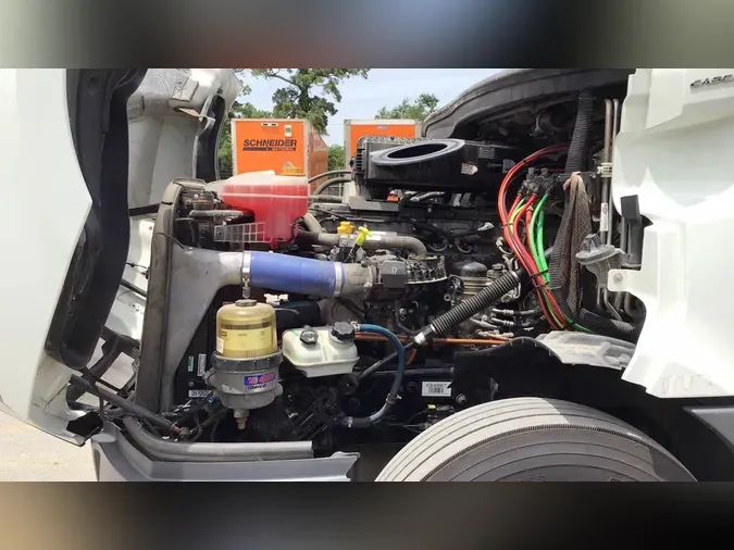 2020 Freightliner Cascadia 126