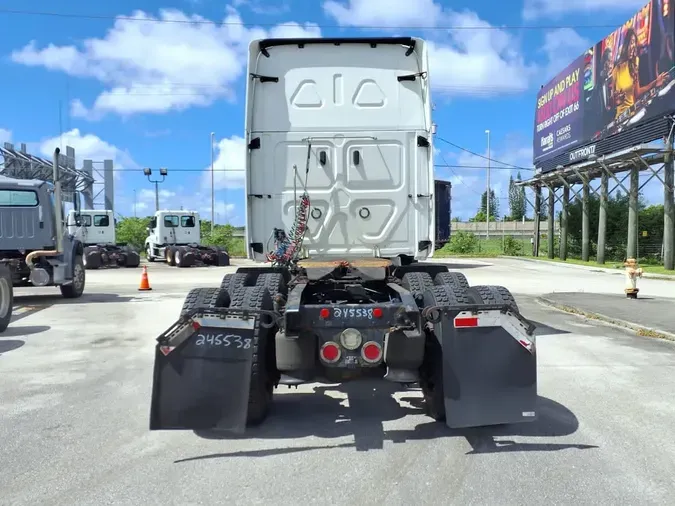 2020 FREIGHTLINER CASCADIA 125