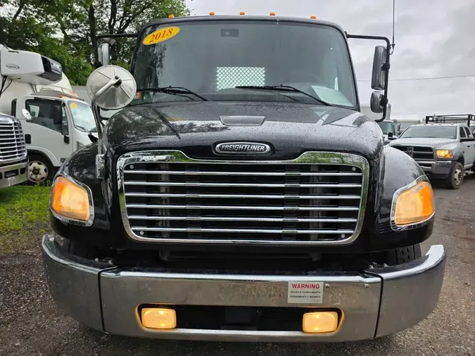 2018 FREIGHTLINER M2 106