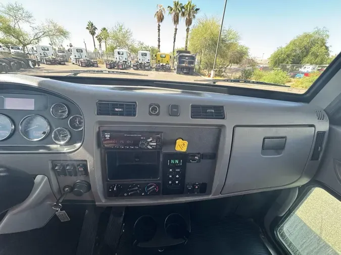 2019 Peterbilt 337