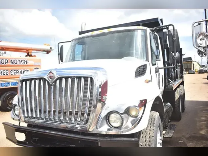 2009 INTERNATIONAL WORKSTAR 7400