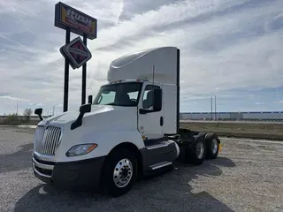 2021 International LT625