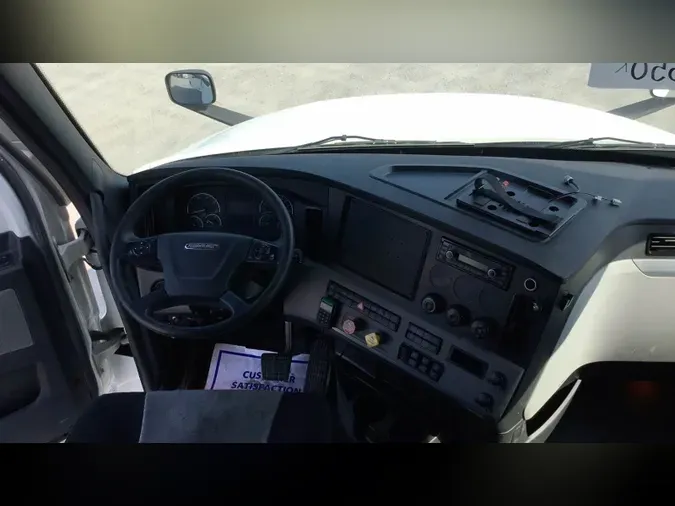 2021 Freightliner Cascadia 126