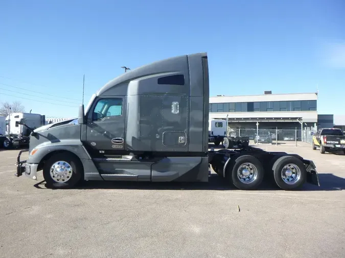 2023 Kenworth T680