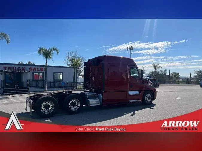 2019 FREIGHTLINER CA126