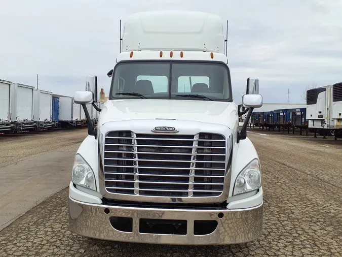 2018 FREIGHTLINER/MERCEDES CASCADIA 125