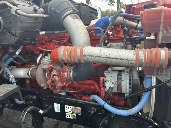 2022 Peterbilt 579