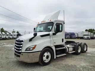 2019 FREIGHTLINER NEW CASCADIA PX12664