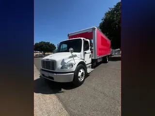 2017 FREIGHTLINER M2 106