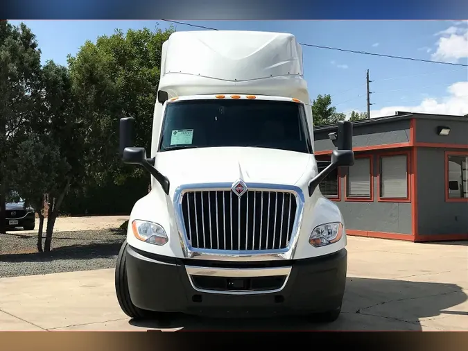 2022 INT LT625 6x4