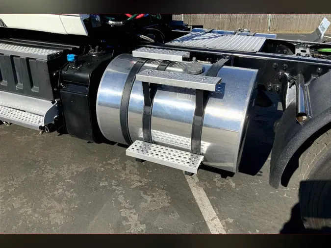 2021 INT LT625 6x4