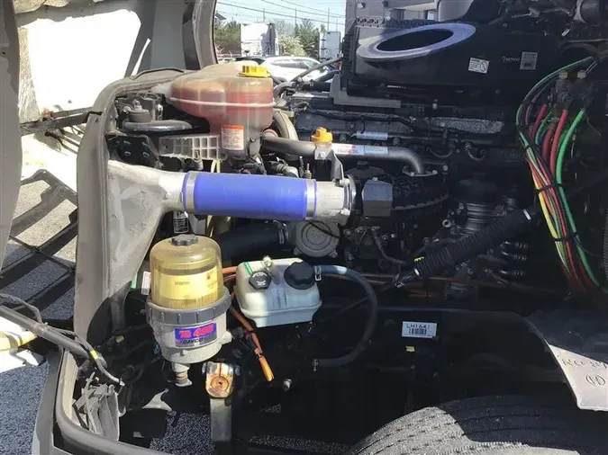 2020 FREIGHTLINER CA126