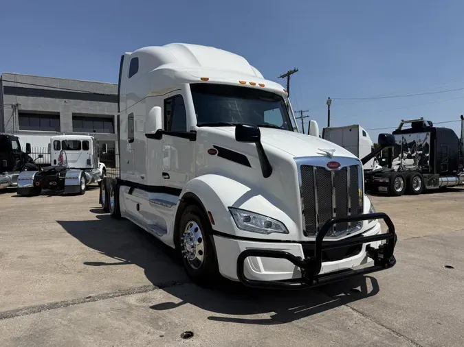 2023 Peterbilt 579875ea7852408364c54b7b93cf5d9a061