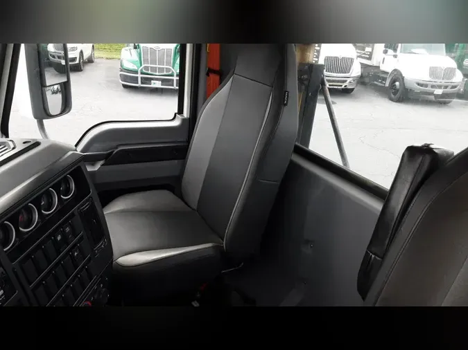2020 Mack Anthem875ed6fe814b40e991fcb3ca3ce7b9a5