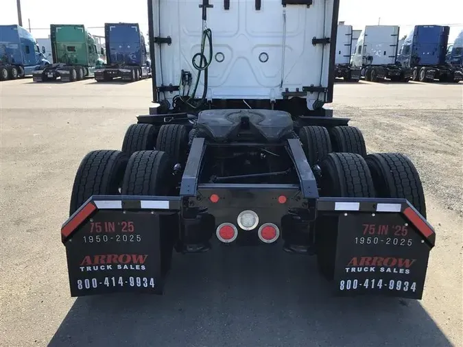 2022 FREIGHTLINER CA116