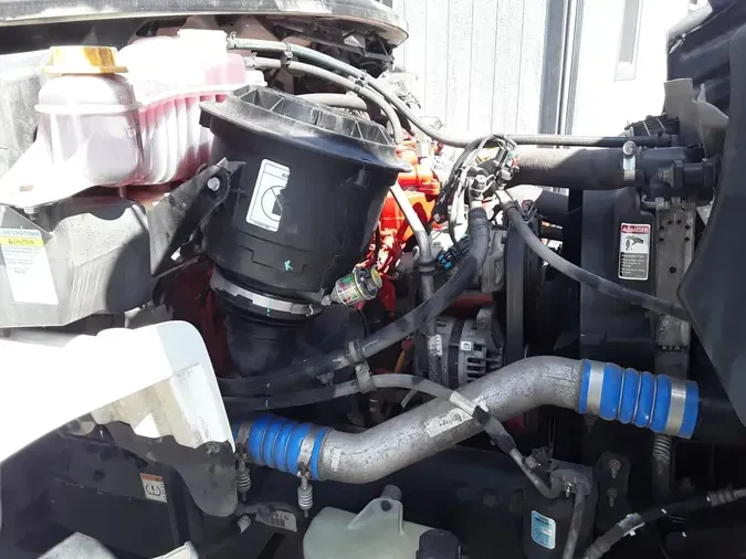 2022 FREIGHTLINER/MERCEDES M2 106