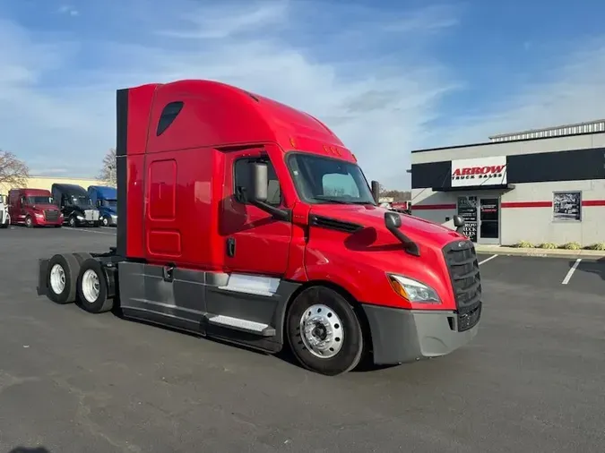 2021 FREIGHTLINER CASCADIA