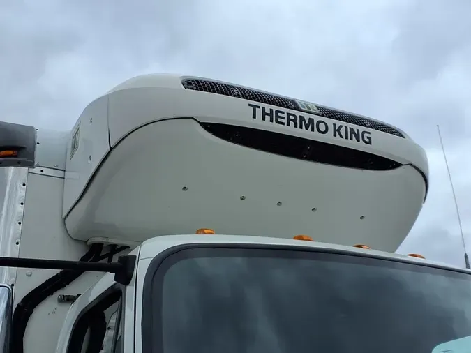2019 FREIGHTLINER/MERCEDES M2 106