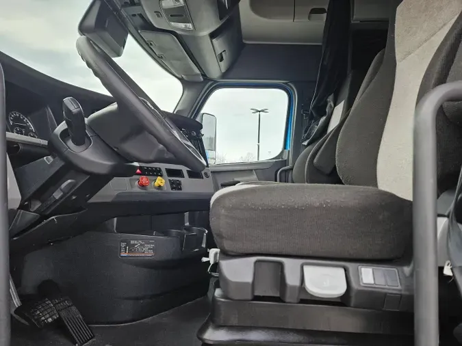 2022 Freightliner Cascadia