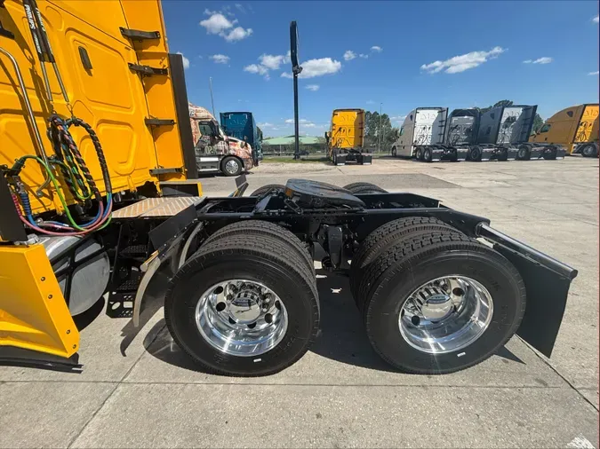 2022 Freightliner Cascadia 1268774813098d731e53f25cfadd3b029ea