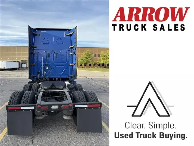 2019 FREIGHTLINER CA126